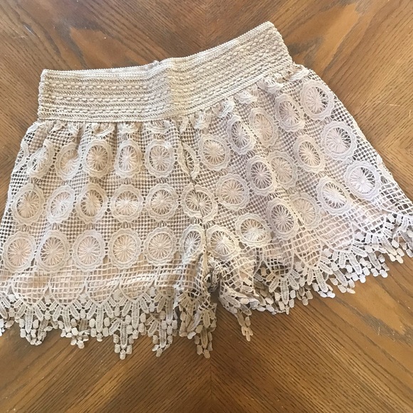 New Mix Pants - New Mix Crocheted Shorts